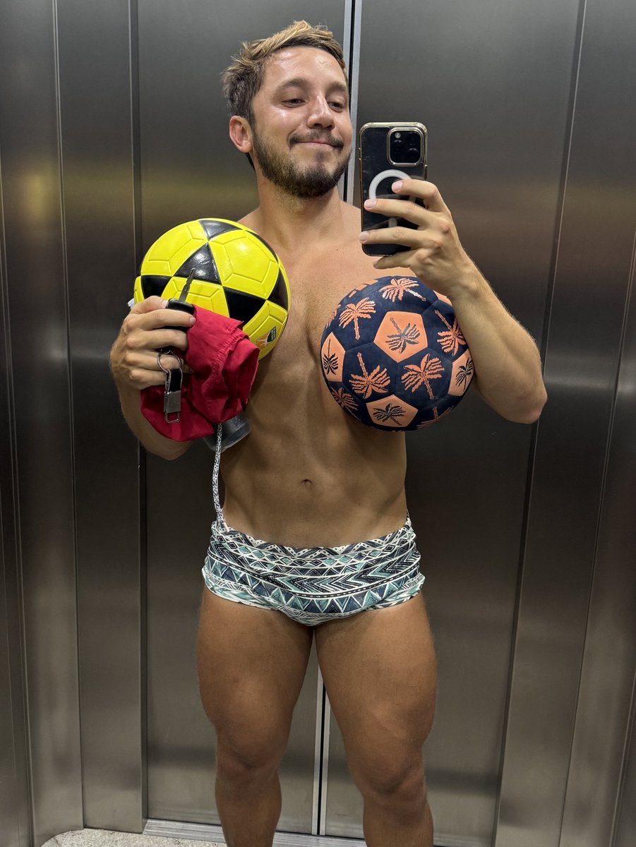 ygor com Y tweet media