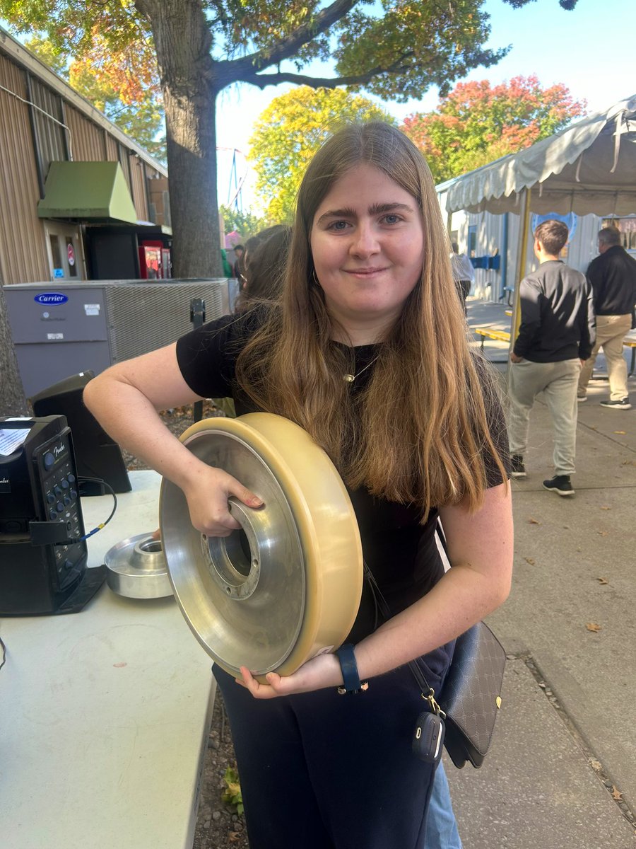 Jamie Lazechko tweet media