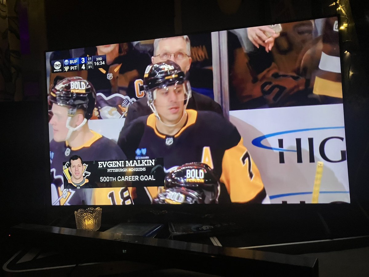 Zackizard's tweet image. Evgeni Malkin has joined the 500 club 😎

Penguins up 4-3 in the 3rd period

#Malkin # Penguins #nhl