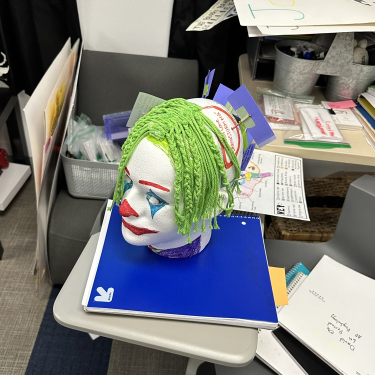 WalnutGroveHS's tweet photo. Ever wonder what might be going on inside the mind of your favorite pop culture icon or character?! Well students in Mrs. Allen's AP Psych class did their best to analyze and label the minds of some their favorites! #TeachingUp At The Grove! @ProsperISD @TothDustin https://t.co/xCwBtvlSgT
