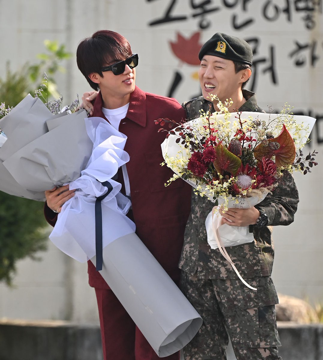 onlyjeykey's tweet photo. 2/7 😭😭😭😭😭😭😭😭😭😭😭😭😭😭😭😭😭😭😭😭😭😭😭😭😭😭😭😭😭😭😭😭😭😭😭😭😭😭😭😭😭😭😭😭😭😭😭😭 bisa langsung pulang semuanya aja ga (maksa) https://t.co/smLD80ZORr