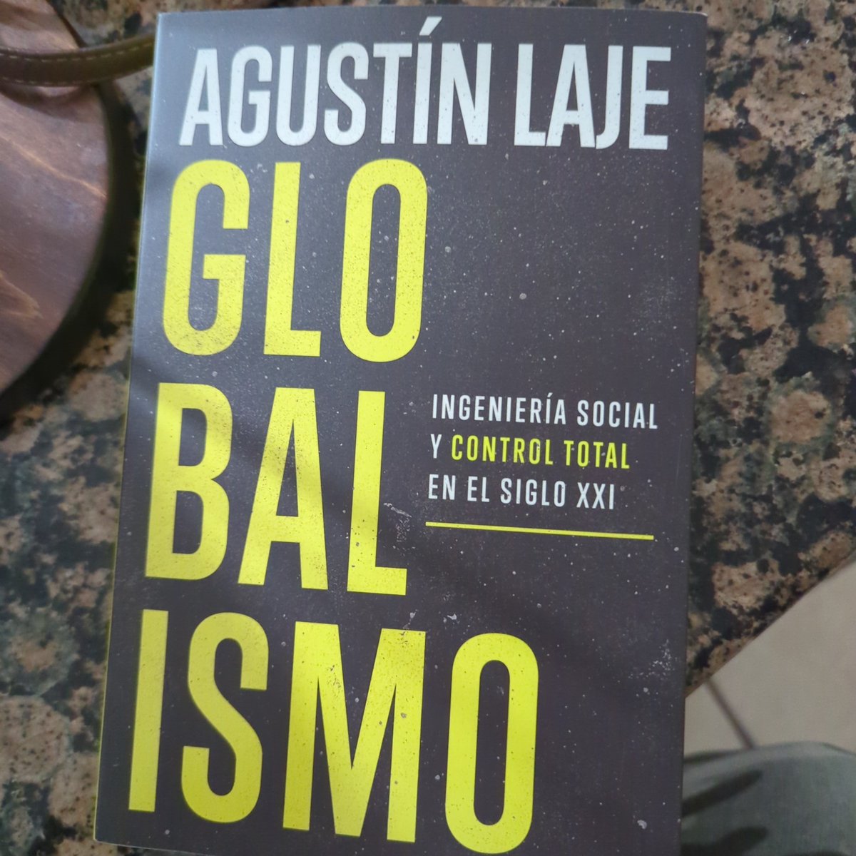 cgrullon4's tweet photo. @AgustinLaje Ya en casa :) #globalismo una joya https://t.co/cQNVGts3Aa