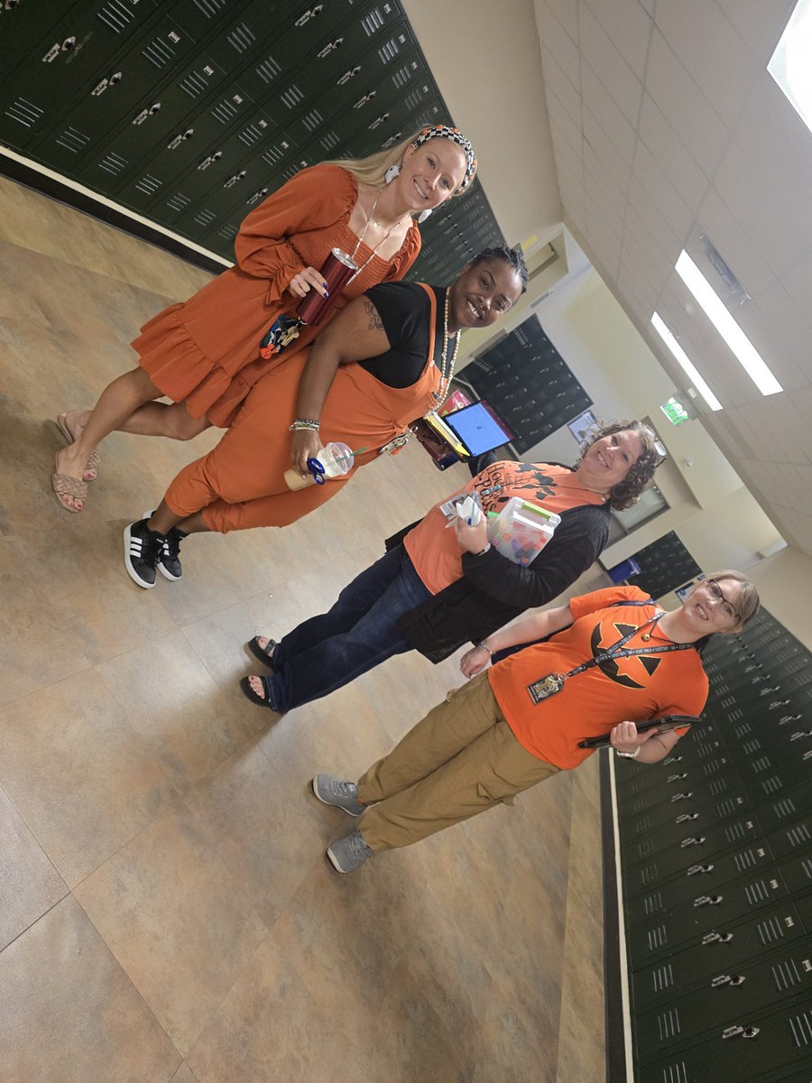 Celebrating Unity Day with these beautiful ladies🧡 #maydeforthismoment