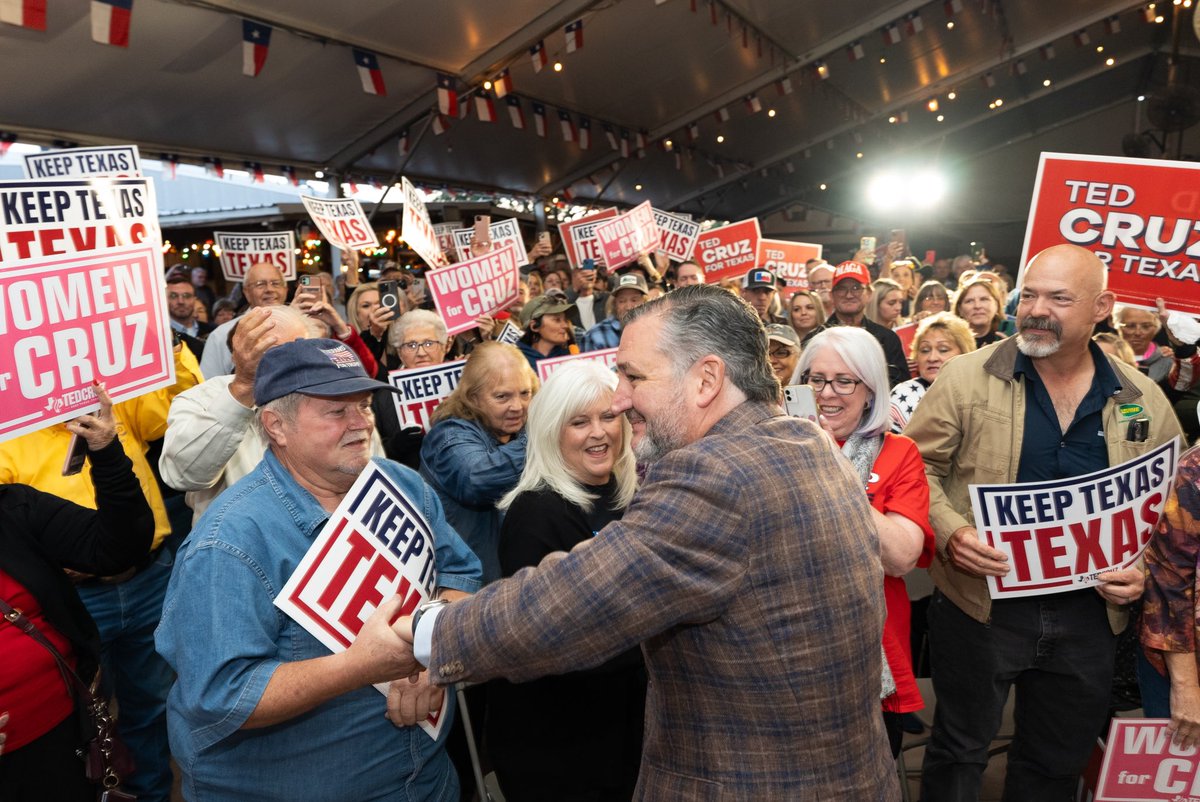 Ted Cruz tweet media