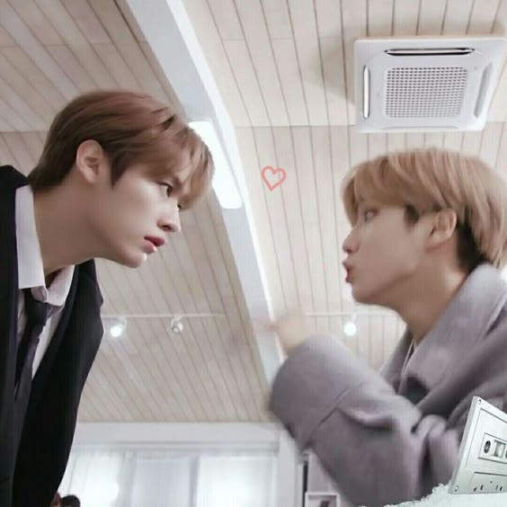 ㅤ
date  time !  ( he  thinks  i'm  crazy )
ㅤ