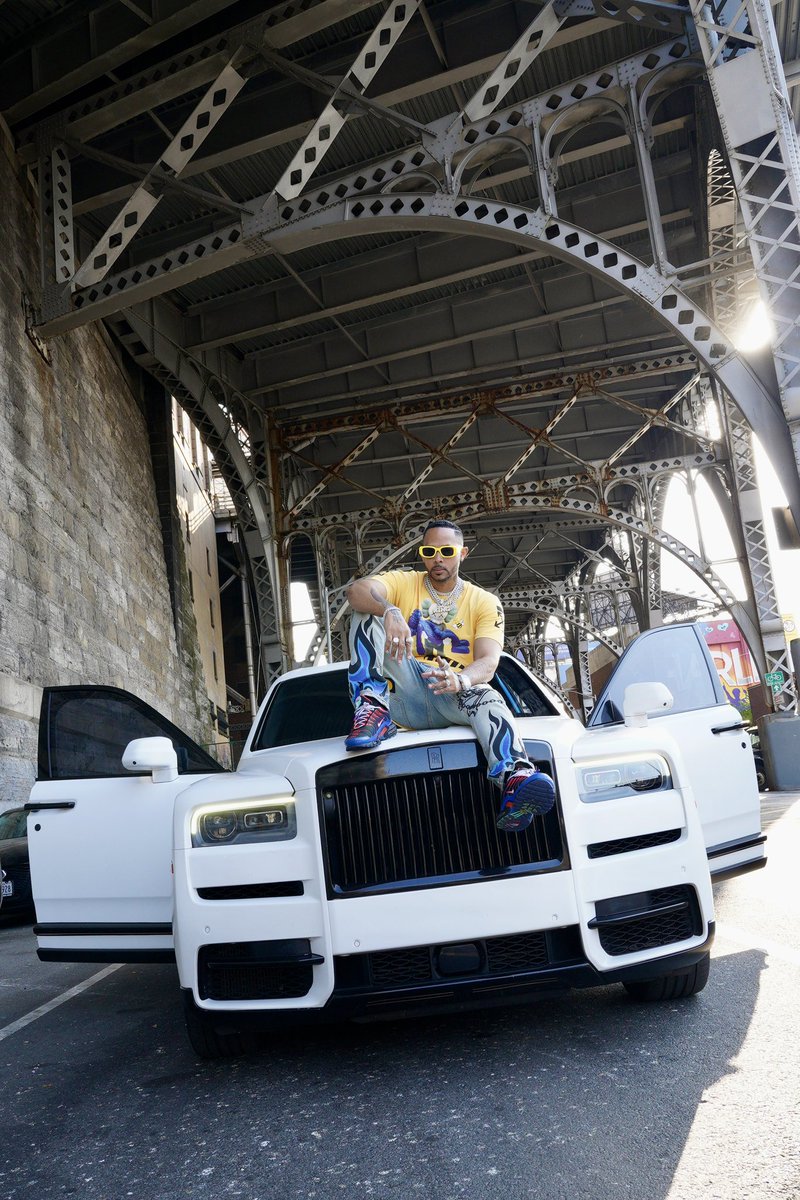 AVpixels's tweet image. Todo el mundo para YouTube apollar este nuevo tema let’s go by looney !!! Dominican we on ! 😎🇩🇴
youtu.be/xE3wU9iWaF4?si…