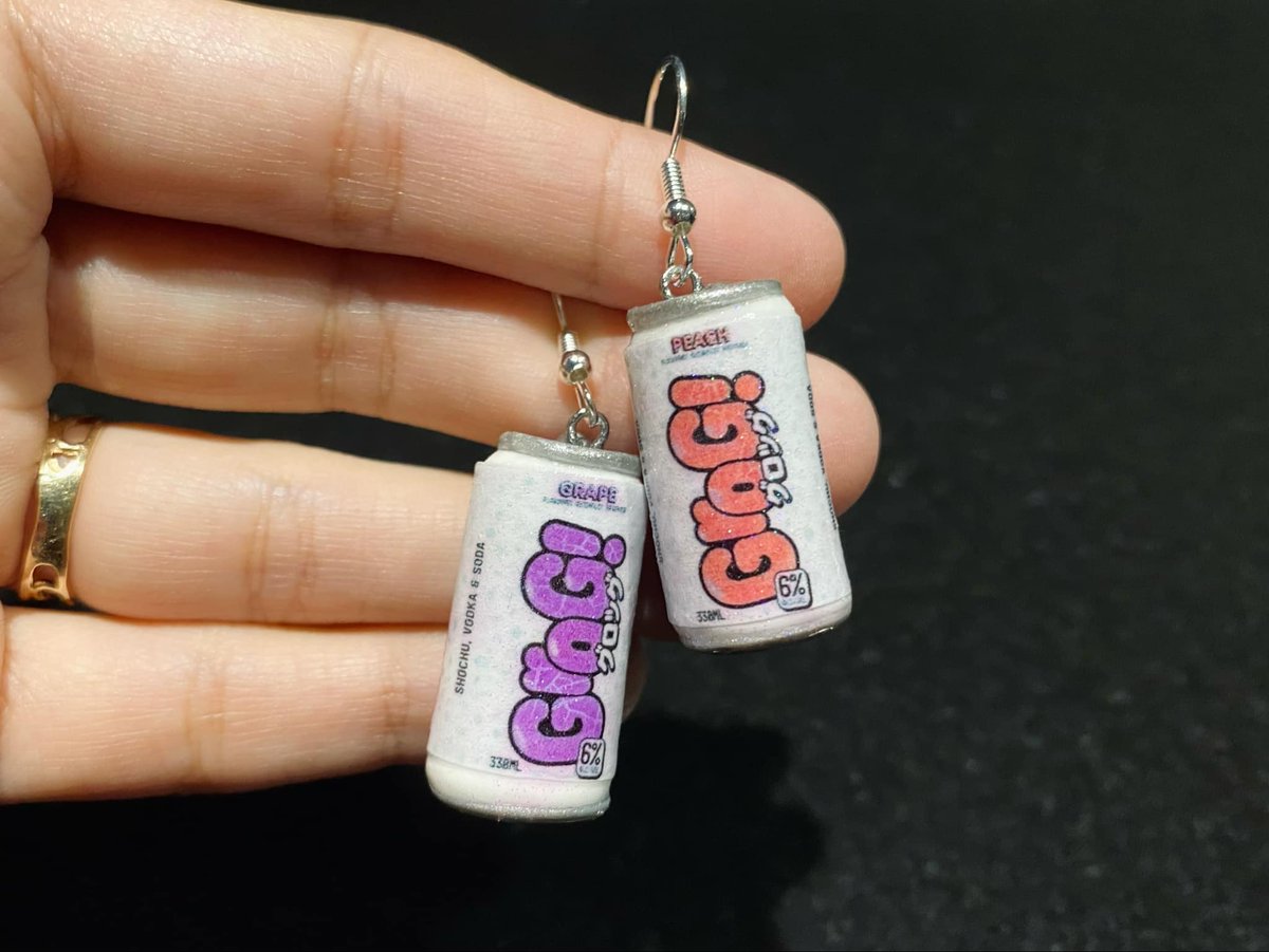 polymer_kay's tweet photo. I saw some cute soda earrings at a local market and wanted to make my own but with @drinkgrog ! I haven't sculpted in awhile so they didn't turn out as nice as I imagined lol❤️ https://t.co/Rt7GWYaLG3