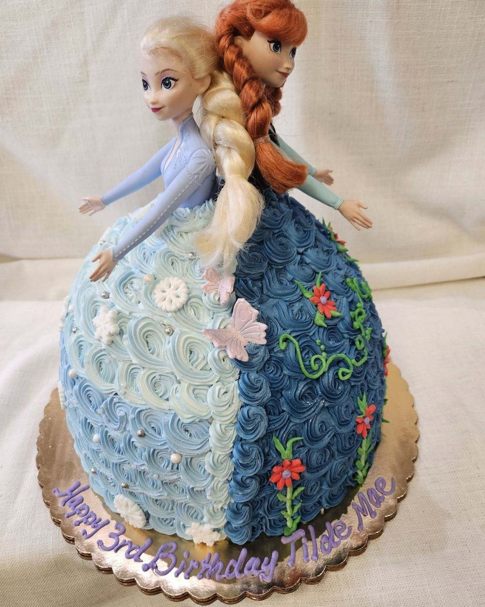 casualgourmet's tweet image. Special occasion cakes that taste as good as they look.
#CasualCakes #CapeCodBaker #CapeCodBirthdayCakes