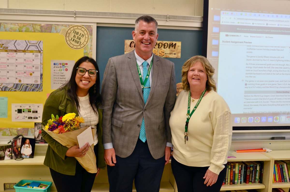 DGDistrict58's tweet photo. Thank you, 2024 Illinois Teacher of the Year &amp; D58 Alumna @DrRMahmood, for visiting @DGDistrict58 schools today!  Students and staff enjoyed learning  with her. See more photos and learn more at https://t.co/ravZdCG5CX. #dg58pride #dg58learns https://t.co/oGWUc0mJ8H