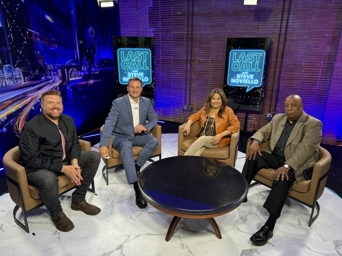 ClariceFox4's tweet image. Last Call with Steve Noviello at 9:30pm on MORE27 &amp;amp; 11pm on FOX4. Wednesday &amp;amp; Thursday. Ryan Fox 99.5 The Wolf, Shaun Rabb, me &amp;amp; our intrepid host @SteveNoviello #bigfun #funfacts