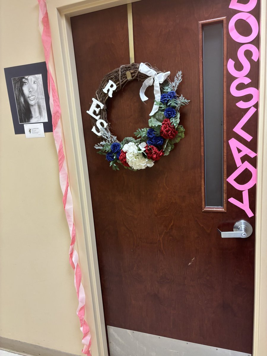 Dr. Tanya McDowell (@tanyamcdowell_) on Twitter photo Thank you to the <a href="/RooseveltESRise/">Roosevelt Elementary School</a> family for showing so much love and appreciation today. I was in tears & totally shocked at the outpouring of love! We are in this together. #RooseveltRockets Thank you to the <a href="/RooseveltESRise/">Roosevelt Elementary School</a> family for showing so much love and appreciation today. I was in tears & totally shocked at the outpouring of love! We are in this together. #RooseveltRockets