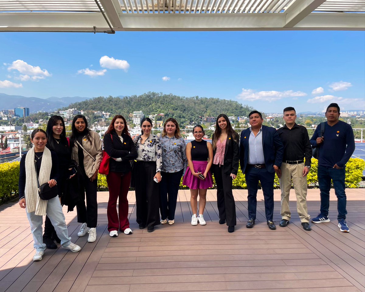 vinculasociedad's tweet photo. 📢 Recibimos en el @INAImexico a estudiantes de la @facultadbna y del @CIDE_MX, quienes, a través de #VisitaElINAI, conocieron la utilidad y el aprovechamiento de los derechos de acceso a la información y protección de datos personales🎓 https://t.co/FEpKbe72WC