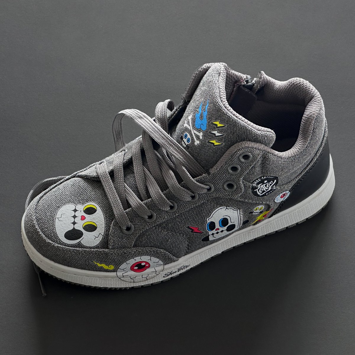 _ShoeTattoo_'s tweet photo. 👟✨ Ready to give your sneakers a spooky makeover? Our Stones and Bones tattoos are the perfect touch! For a limited time, enjoy 20% off this Halloween. Make your shoes stand out while celebrating the season in style! 🦇 https://t.co/eYkBzV1KFY