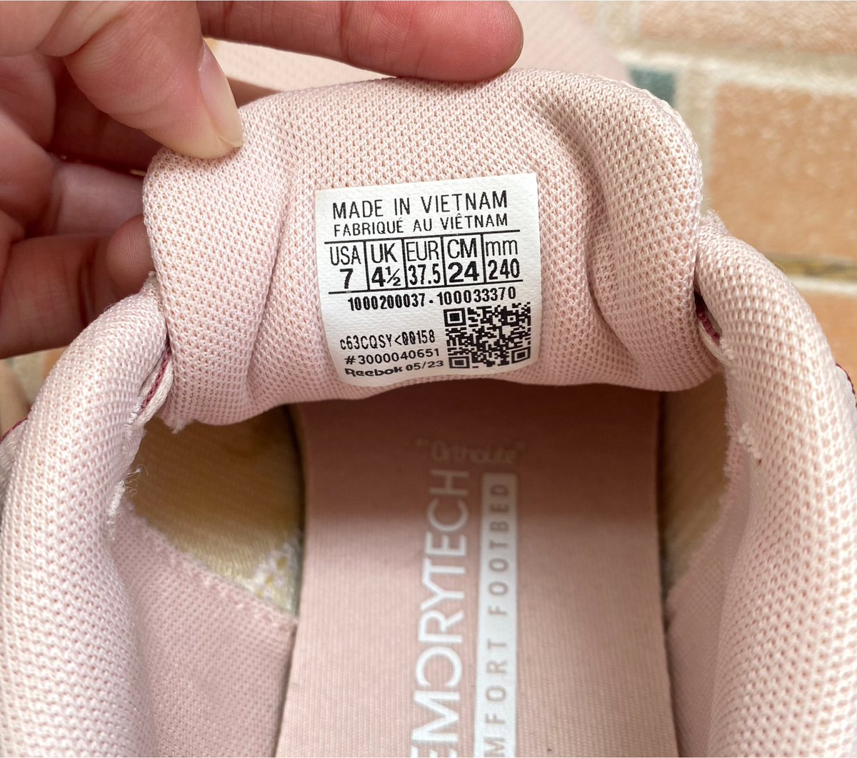 chaniesell's tweet photo. Wts - Sepatu Reebok Sport Station

💸 300k nego (harga beli 400k struk 
      nya hilang🙏) udah incl all
❄️ Diual karna kebesaran, sudah 
      dipakai 1x
❄️ ukuran 37,5
📌 Bekasi

Jual sepatu sekolah preloved Reebok original sport station https://t.co/0A86Nmp030