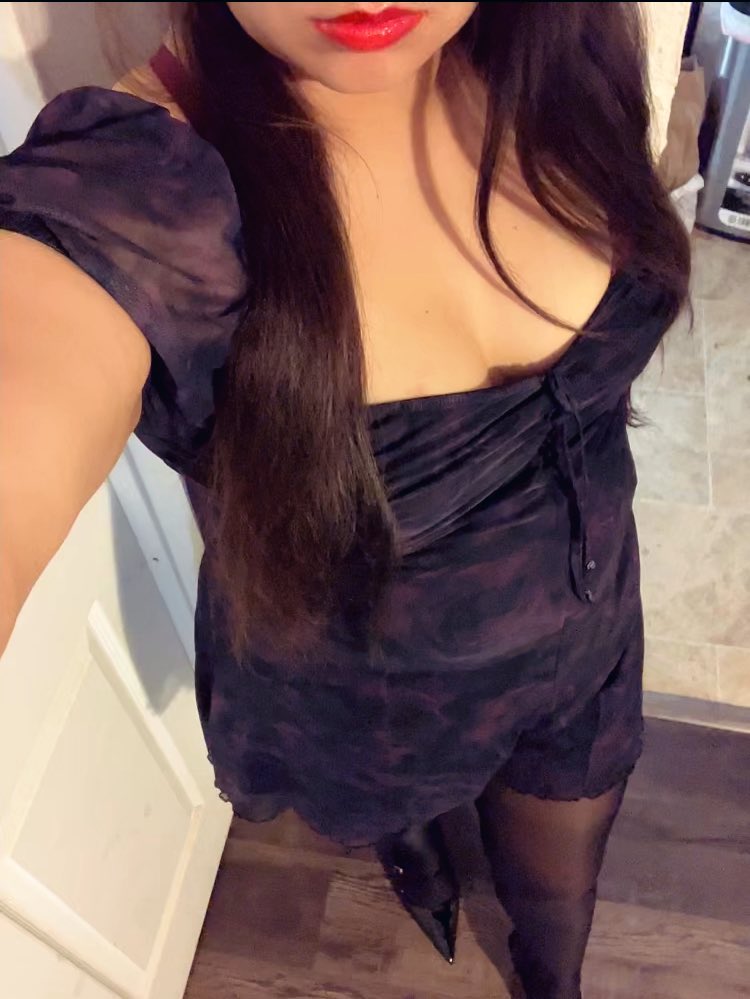 There’s truly no one like Me. 👑 If there was, I’d worship Her Myself. 😘 https://t.co/YAtTz9Fcsk