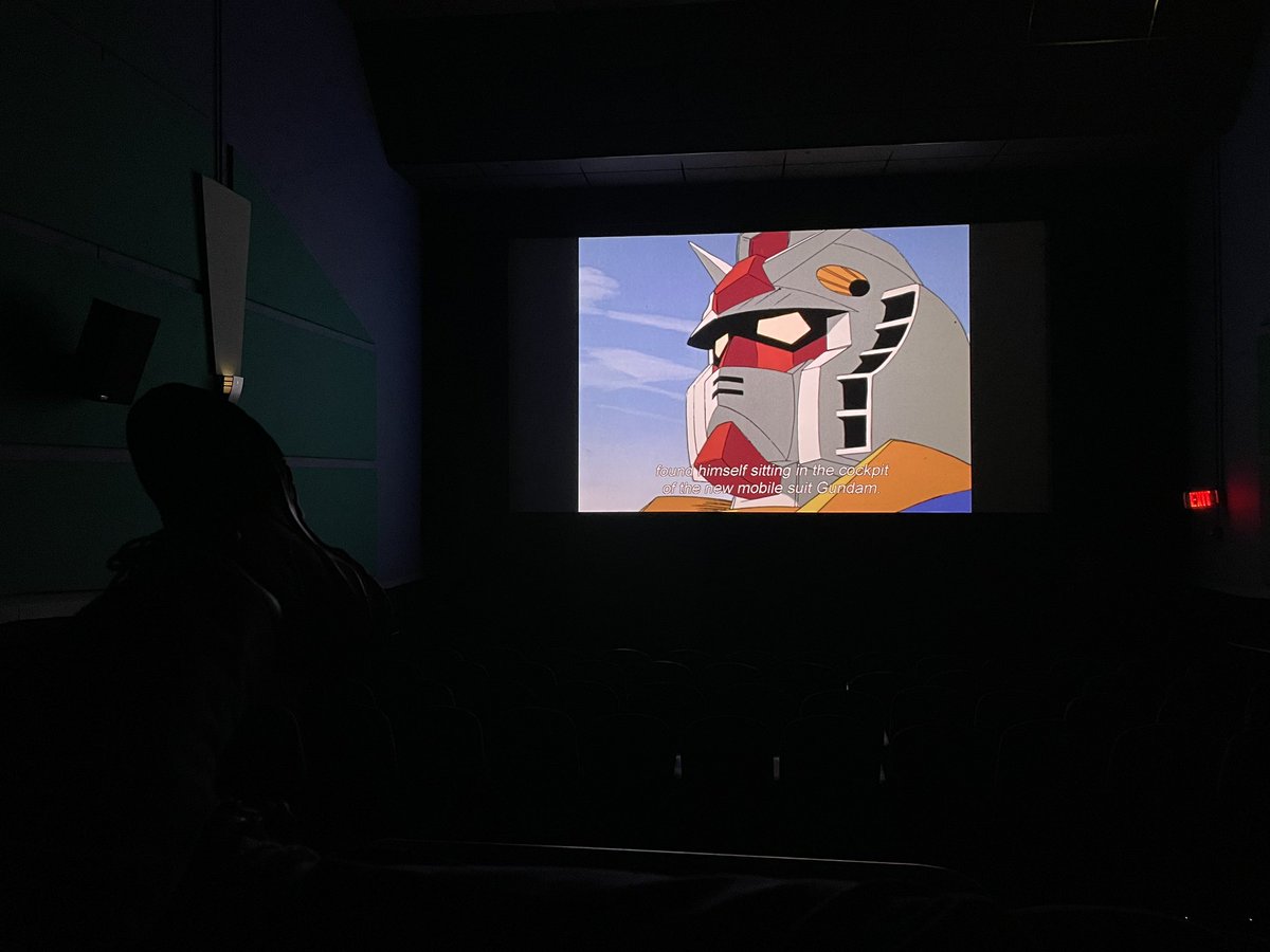 nigoki's tweet image. I only did this during the recap and title card because I had the theater to myself.