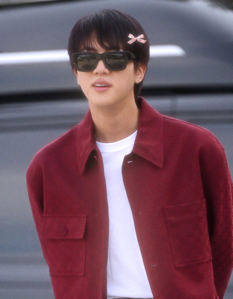 skjquette's tweet photo. Red is his color 🍒💌🤍⋆.˚ https://t.co/eJfQVczNfH