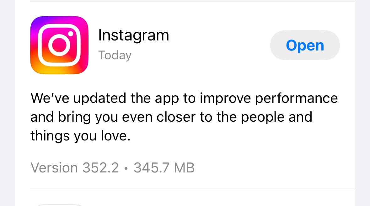crickclark's tweet photo. @instagram WHYYYYYY the update?! I live to send my husband memes and our whole chat is GONE up until 6:44 PM this evening. Missed a lot of memes from him. And this is your message behind the update?...more like tearing loved ones apart and stomping on the things I love https://t.co/PrYUUEJcDU