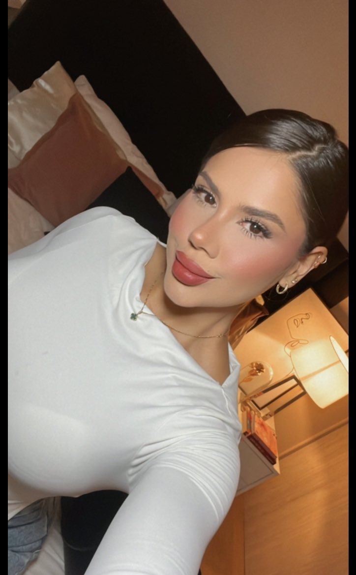 Moving house takes time! 
I will be with you soon. ❤️✨🧸

X o x o 💋