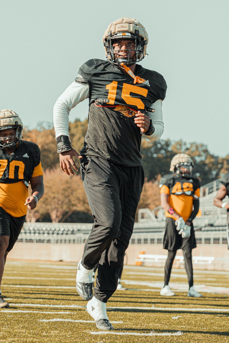 UAPBLionsFB's tweet photo. another day in the city https://t.co/Iogvt7OH89