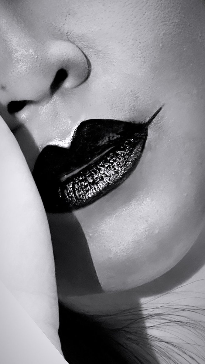 Tune in to the #MACPro #Halloween #masterclass #maccosmetics #romerojennings 
…rohalloweenmasterclass.splashthat.com/?utm_source=br…