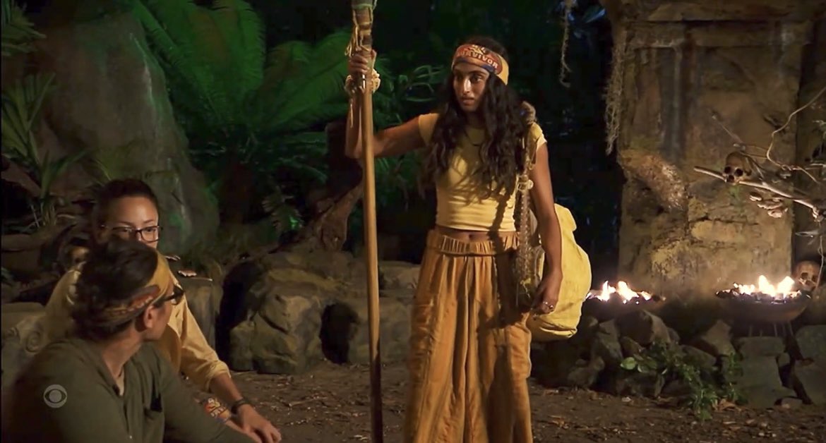 When your mom leaves you in the checkout lane and now you’re next in line #Survivor