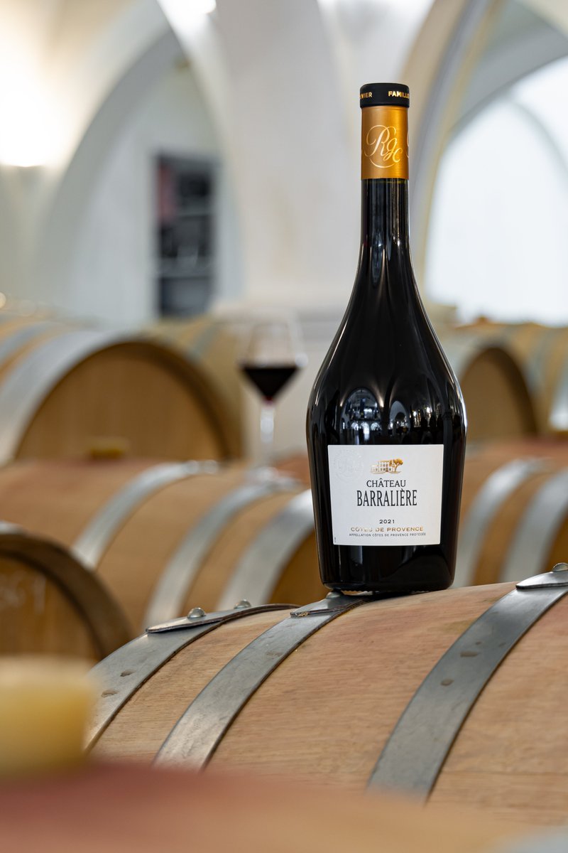 MVP_ST_tropez's tweet photo. #CHATEAU BARRALIERE 2021 #WINTER https://t.co/ex2pGkefgM