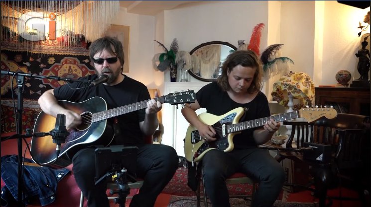 Paul Draper (@pauldraper) on Twitter photo 6 years today, Paul Draper gave an interview to Guitar Interactive Magazine. Filmed in Jimi Hendrix's flat, Paul discussed his time since Mansun and performed The Chad Who Loved Me and Friends Make The Worst Enemies with his Guitarist Ben Sink.
DMx
youtu.be/ho7JXivDNBE?si… 6 years today, Paul Draper gave an interview to Guitar Interactive Magazine. Filmed in Jimi Hendrix's flat, Paul discussed his time since Mansun and performed The Chad Who Loved Me and Friends Make The Worst Enemies with his Guitarist Ben Sink.
DMx
youtu.be/ho7JXivDNBE?si…