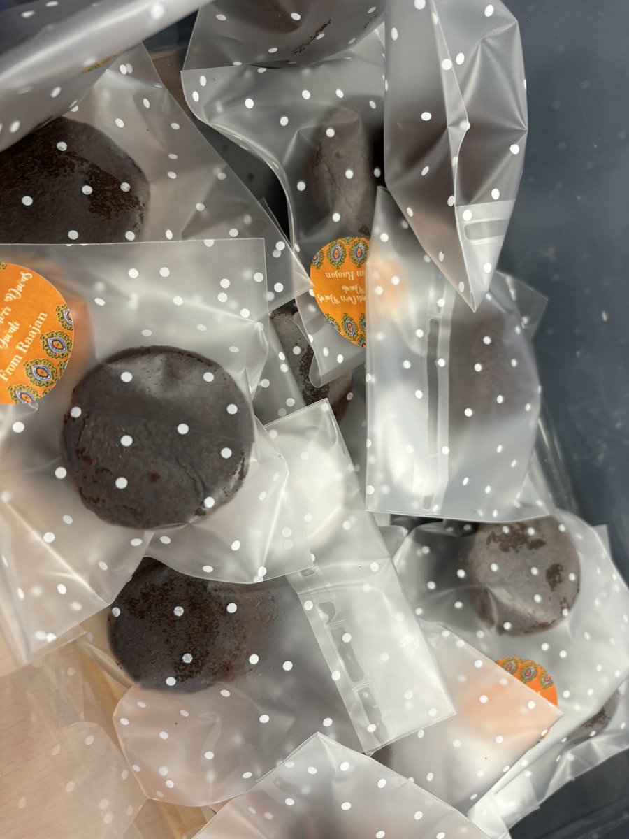 KHPAMrsO tweet media