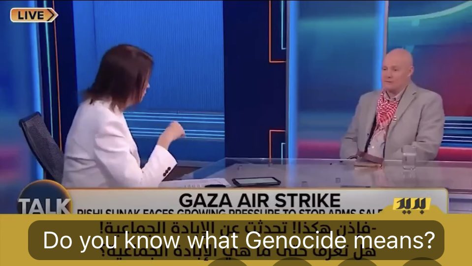 Tuigim's tweet image. Mar a labhraíonn sí leis ar nós le páiste dána. #Infantilizing #Maslach Ardfhear! Mo mhallacht uirthi