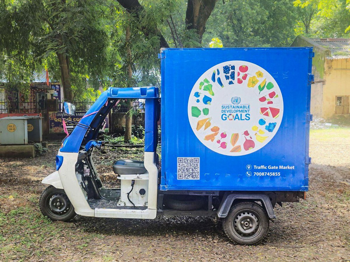 SDGLocalAction's tweet photo. Rourkela’s electric rickshaws are sparking a green revolution! 

Discover how to launch your own eco-friendly transport initiative with our new guide—covering key steps, challenges &amp; lessons learned. 
Ready to spark sustainable mobility in your city? 🚛🌱

https://t.co/9ZDtjimRX6 https://t.co/s8IE5ezSDK