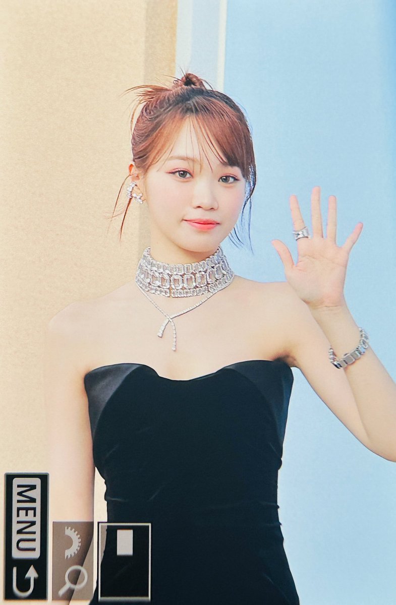 CW_801_'s tweet photo. 241017

#르세라핌 #LESSERAFIM
#김채원 #CHAEWON https://t.co/eshaqZFOZS