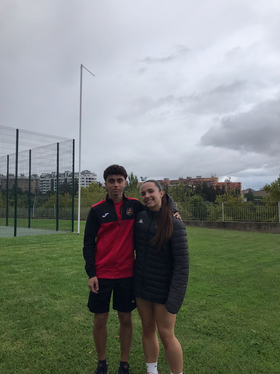 El pasado fin de semana dos de nuestros atletas estuvieron en Cáceres en en el Programa de Tecnificación Deportiva de velocidad desarrollado por la Federación Extremeña y Española de Atletismo.

Sara Fernández 
Ángel Gutierrez

Enhorabuena