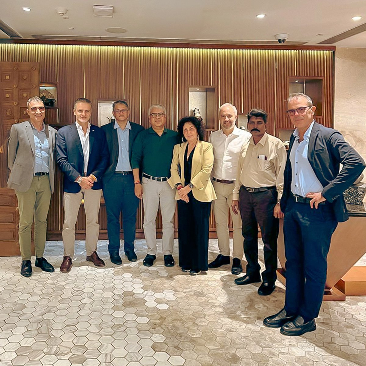 SchwingIndia's tweet image. Our #Global Manufacturing Hub at SIPCOT Cheyyar welcomes a new neighbour—#Bonfiglioli, our long-standing business partner. With the foundation laid for their state-of-the-art factory, this step further strengthens an already robust alliance. 

As we continue our journey of…