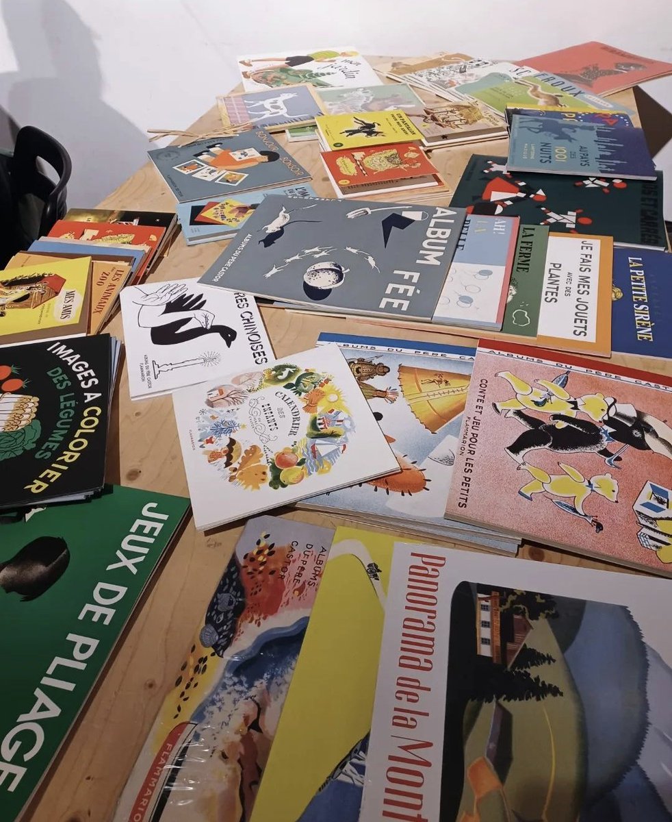 Y lo bien y lo agusto que estuvimos ayer tarde en @LlibreriaSendak <a href="/culturista_bcn/">El Culturista</a> hablando de Faucher, Nathan &amp; cia, eh??

Tarde de gloria &amp; edición de ilustrados infantiles con grupo fantabuloso. ¡Gracias a todos! 
(En ca'laSendak es un derroche, vayan a buscar esos lingotes!)