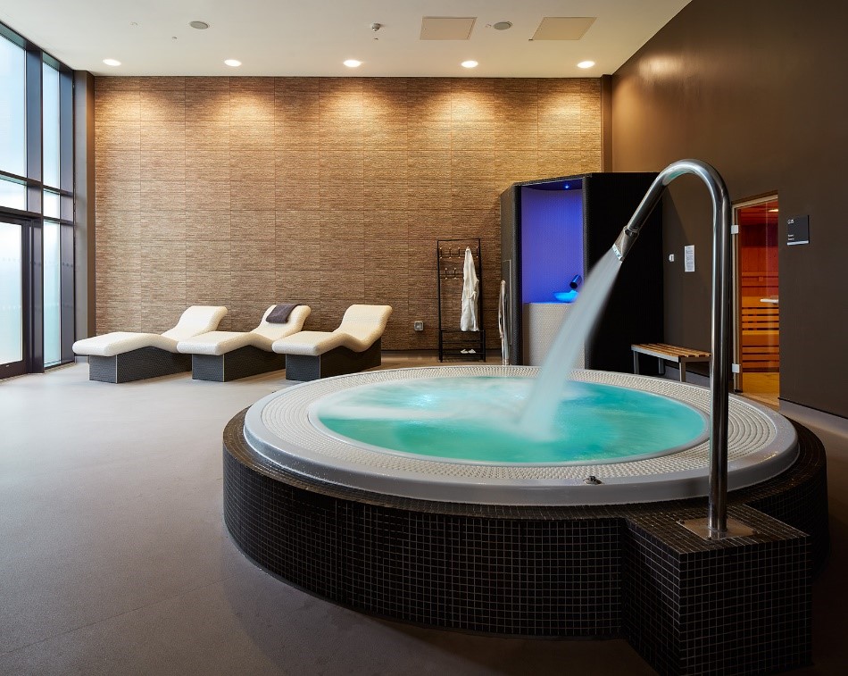 Mid-week treat with urbasba and Classroom 
 
Although our Saturday spa and lunch at The Classroom is booked up until the the new year. Why not treat yourself mid week instead?