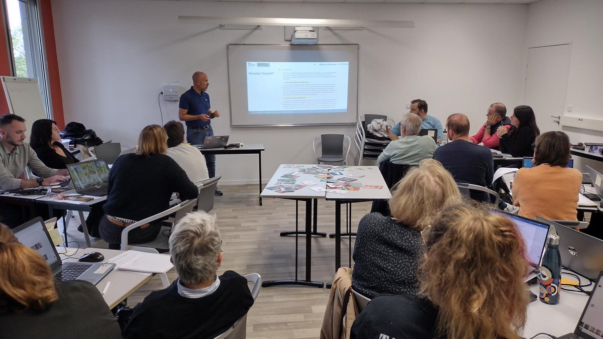 🚀 Formation IA pour les formateurs de la Faculté des Métiers  <a href="/CCI_35/">CCI Ille-et-Vilaine 🇫🇷🇪🇺</a> ! 🎯

➡️Comprendre l’IA générative 🤖
➡️Scénariser des séquences pédagogiques ✍️
➡️Échanges, concepts clés, rédaction de prompts, pratiques innovantes. 
Merci à la <a href="/CCI_35/">CCI Ille-et-Vilaine 🇫🇷🇪🇺</a>  pour cette collaboration ! 💼