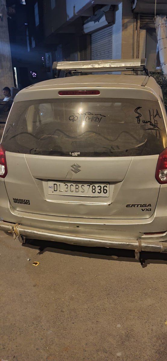 YourAmadeus's tweet photo. Illegally parked suspicious vehicle lying unattended for many days on Nishad Raj Marg, Daryaganj, Delhi. 

@dtptraffic @LtGovDelhi @daryaganjrwa @ShoDaryaganj @RWA_Federation @DelhiComplaint @DelhiPolice @DCPCentralDelhi https://t.co/abDq4Nxa7P