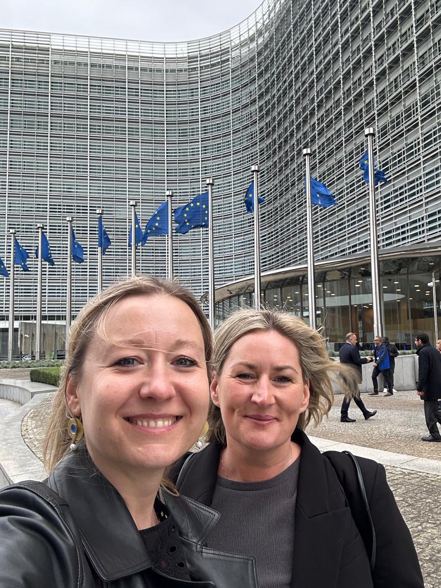 AwakenHub's tweet photo. This week our co-founders have already been in the @Berlaymont in Brussels & #DowningStreet in London … and it’s still only Thursday #makingwaves #joinus #getwings
We might be onto something here! https://t.co/OjQB3JpyCB