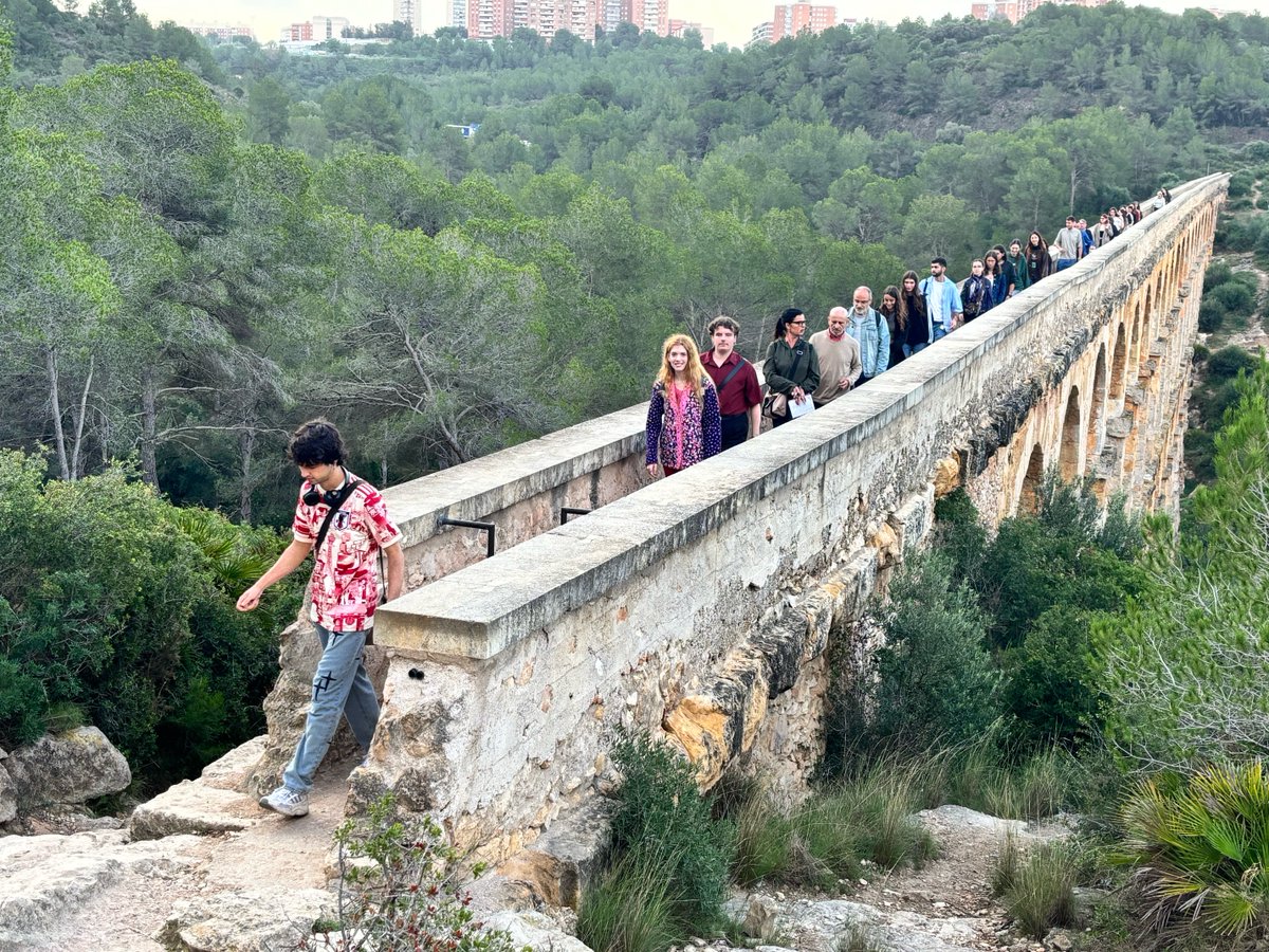 Súper fotografies de la pasada sortida a Tarragona de l'assignatura d'Art Romà amb el Prof. Antoni Conejo! 📷📷📷