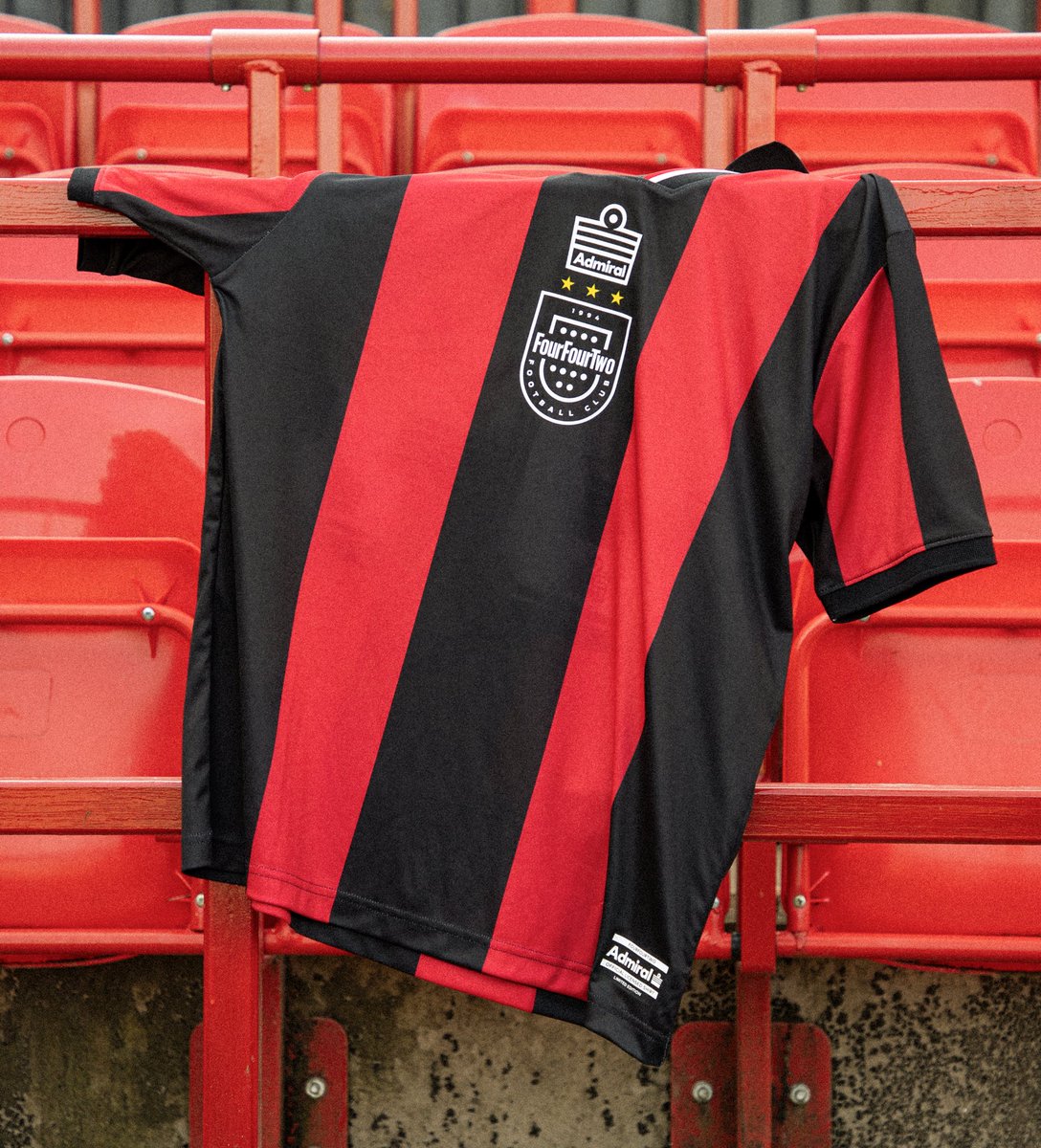 They said YES! And we had some (very limited) stock made in case anyone else wants to pull on the famous red and black of the World’s Greatest Football Magazine™️

👉 admiralsports.com/FFT