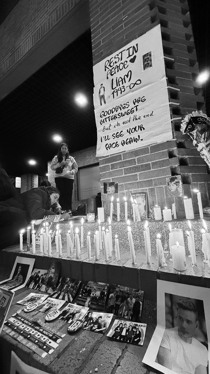 Never in my wildest dreams did I imagine that 1/5 of my beloved boys would be gone too soon, I still can’t believe it. 💔

You and the boys made my school eras so much fun, I’ll always cherish the fangirlin’ days.

Rest in love, Liam James Payne. 🐻🥀
You will always be missed.