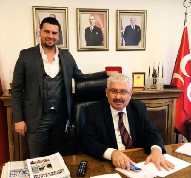 SermetAtay's tweet photo. MHP Genel Başkan Yardımcımız, Sayın Edip Semih Yalçın bey'in kıymetli evladı Turan ilteber Yalçın'ı ebediyete irtihalinin yıldönümünde rahmetle anıyorum. Yiğit adamın yiğit oglu Mekanın Cennet Olsun, nur içinde yat inşallah… @E_SemihYalcin https://t.co/O0D84TNUUj
