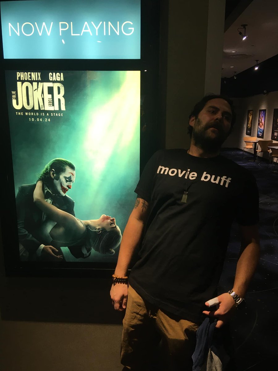 It's Wednesday my dudes 

And the creeps are hitting the theater. Full recap next week

#moviebuff #joker #JokerFolieaDeux