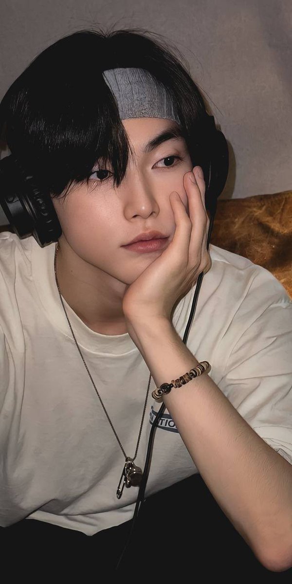 aaeessoo's tweet photo. @soheerolls WE LOVE U SEUNGHAN!!!🧡🫧🧽
#SMSupportsBullying
#BringbackRII7E
#RII7E_or_NONE
#SM_쓰레기
#JUSTICE_FOR_SEUNGHAN 
#AlwaysWithSeunghan 
#SEUNGHAN_or_NONE 
#SEUNGHAN 
#SEUNGHAN_YOU_ARE_LOVED
#BringbackRII7Eseunghan
#SMSupportsBullying
#SaveRIIZEfromSM
#라이즈는_북두칠 https://t.co/tDukFoNvBM