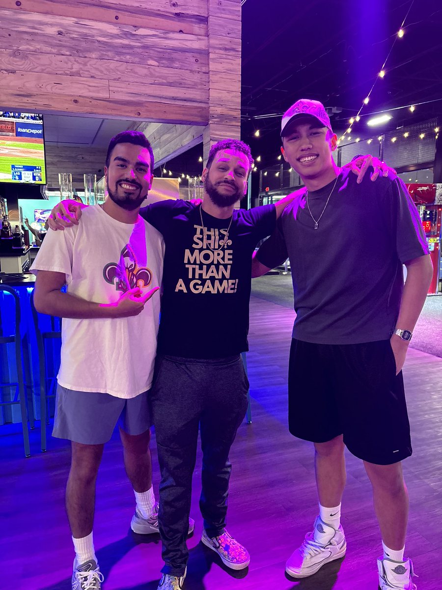 EPip24's tweet photo. This shit more than a game baby⚜️ @JonoBarnes https://t.co/0NYXUmLsCt