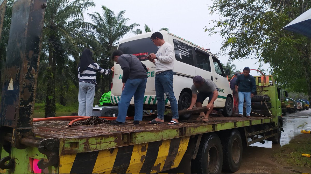 ndrey_Jak's tweet image. Cerita hari ini

#sosok
#banjir