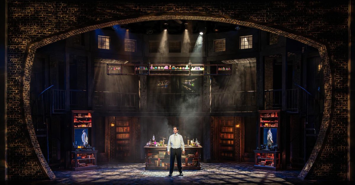 ThatTumminelli's tweet photo. You have one week left to see our stunning production of JEKYLL AND HYDE @WhitePlainsPAC directed by me! #jekyllandhyde #musicals #director #wppac #beoadway #frankwildhorn https://t.co/DmPEdMZznk
