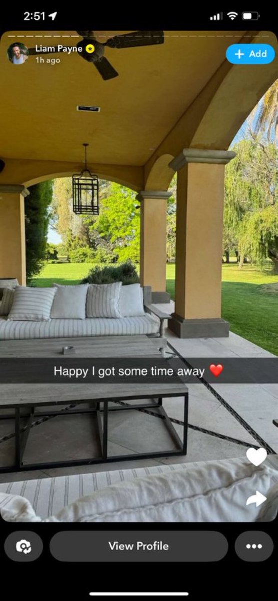 wckdcatnip's tweet photo. nooooo Liam posting this to his Snapchat an hour before 😩😩 https://t.co/IbOihJdBAq