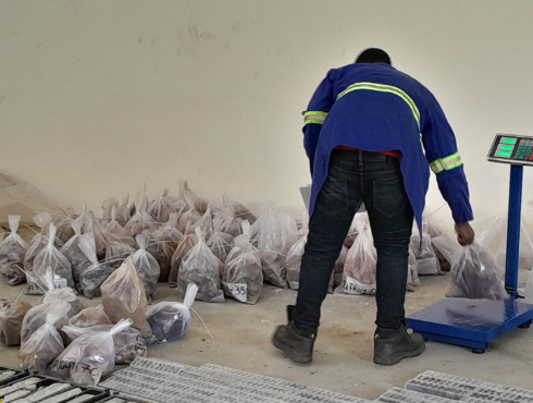 DY6 is pleased to announce high-grade REE and P2O5 trench results have been returned from the Tundulu REE  &amp; Niobium carbonatite project in Malawi. These will inform further metallurgical test work.

Full announcement: bit.ly/3YtU9rn

#REE #P2O5 #TREO #HREO #exploration